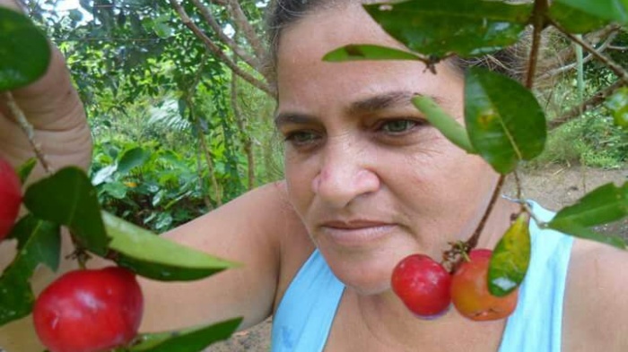 Osvalinda Marcelino Alves Pereira. 